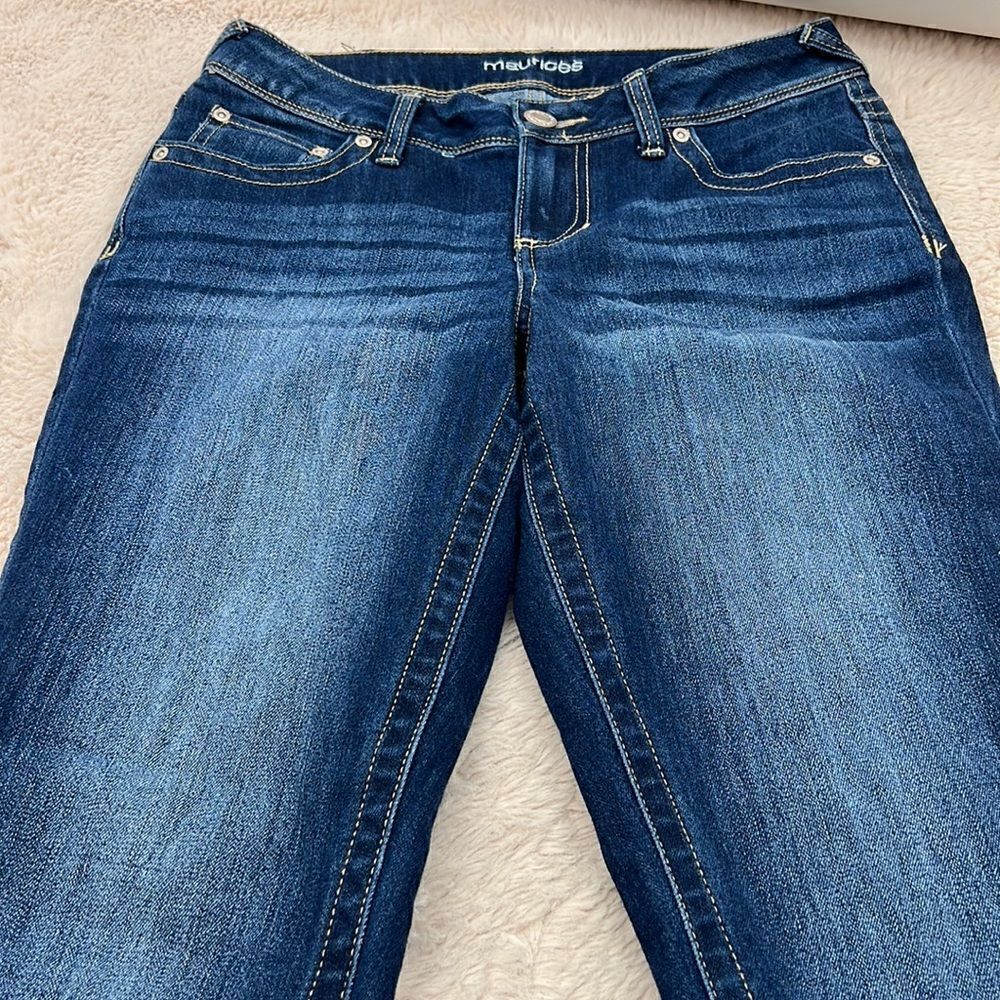 Maurice’s straight leg size 6 reg jean